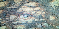 Житель США подал в суд на NASA, требуя от агентства исследования странного камня, обнаруженного на Марсе